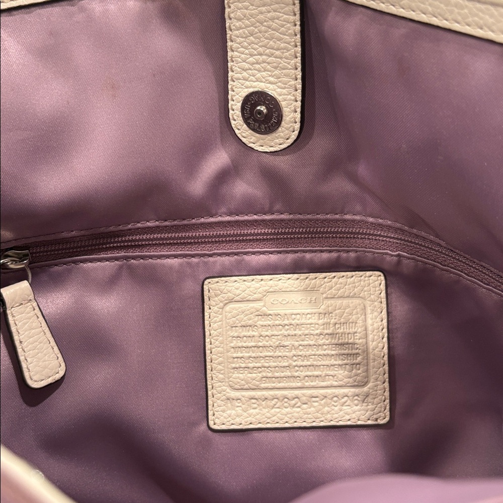 Coach Penelope Beige and Cream Leather Tote with silver accents - Picture 4 of 4